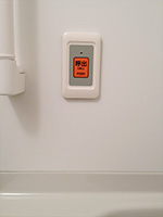 写真：バスルームのコールボタン